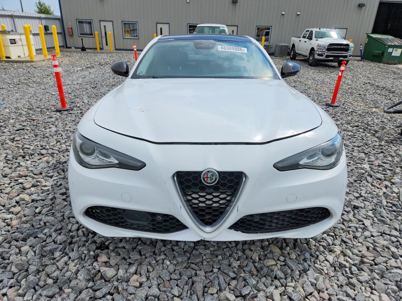 2017 Alfa Romeo Giulia Ti White vin: ZARFAECN7H7554866