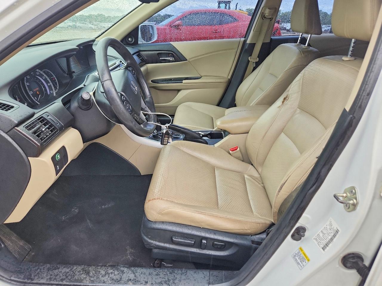 2014 Honda Accord Touring White vin: 1HGCR3F96EA013543