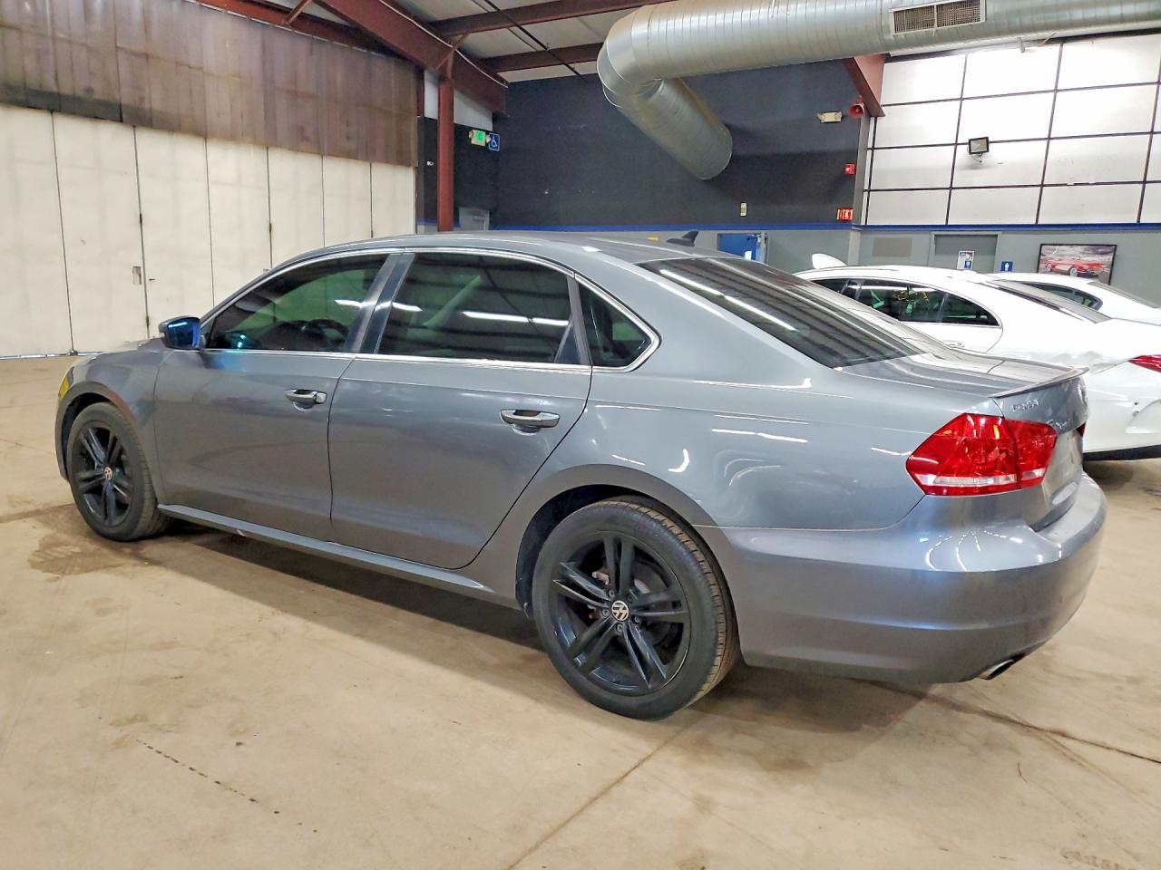 2014 Volkswagen Passat Se Gray vin: 1VWBS7A3XEC035703