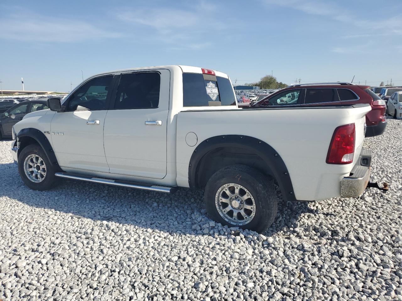 2009 Dodge Ram 1500 White vin: 1D3HV13T49S705067