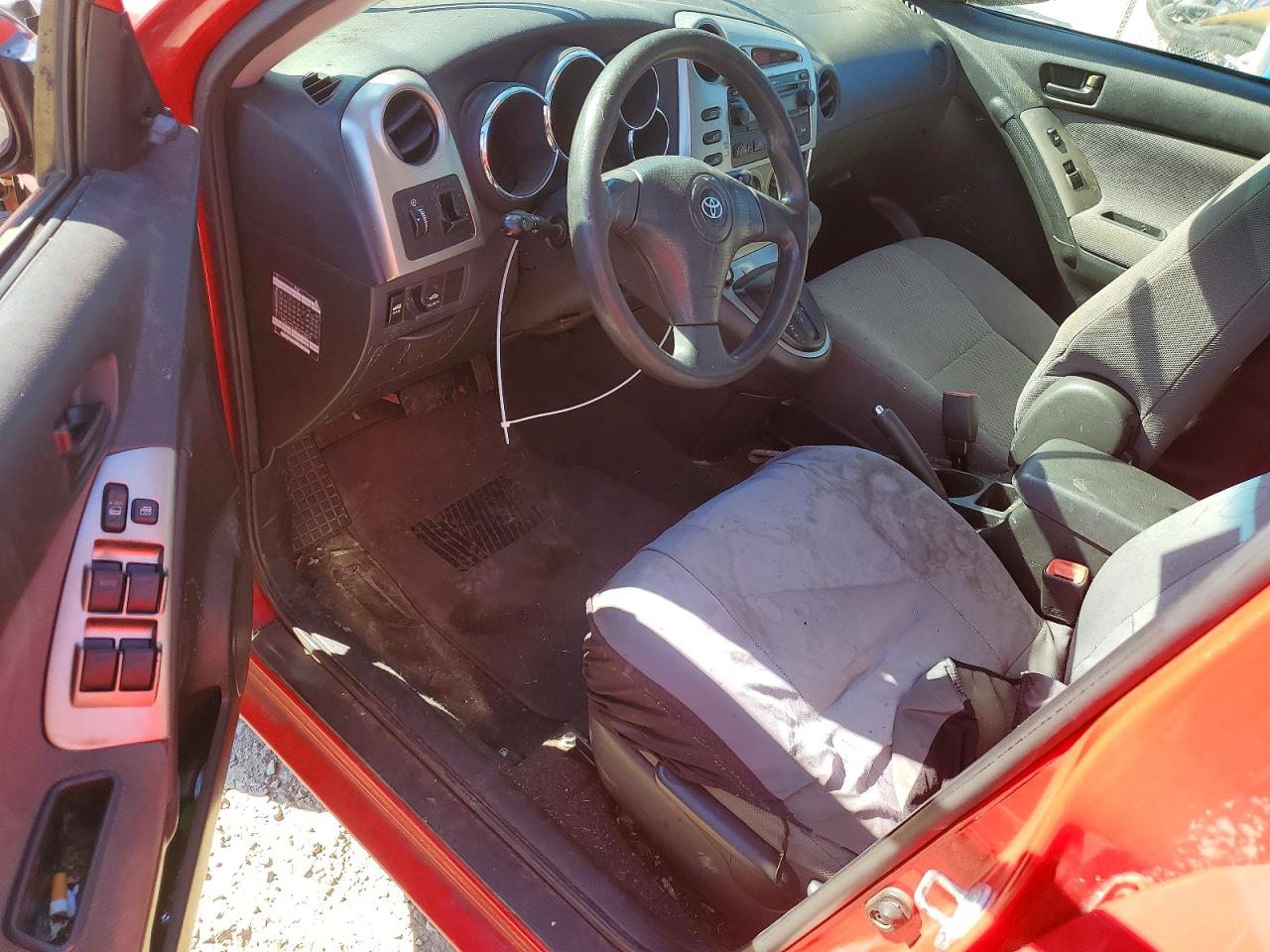 2007 Toyota Corolla Matrix Xr Red vin: 2T1KR32EX7C671524