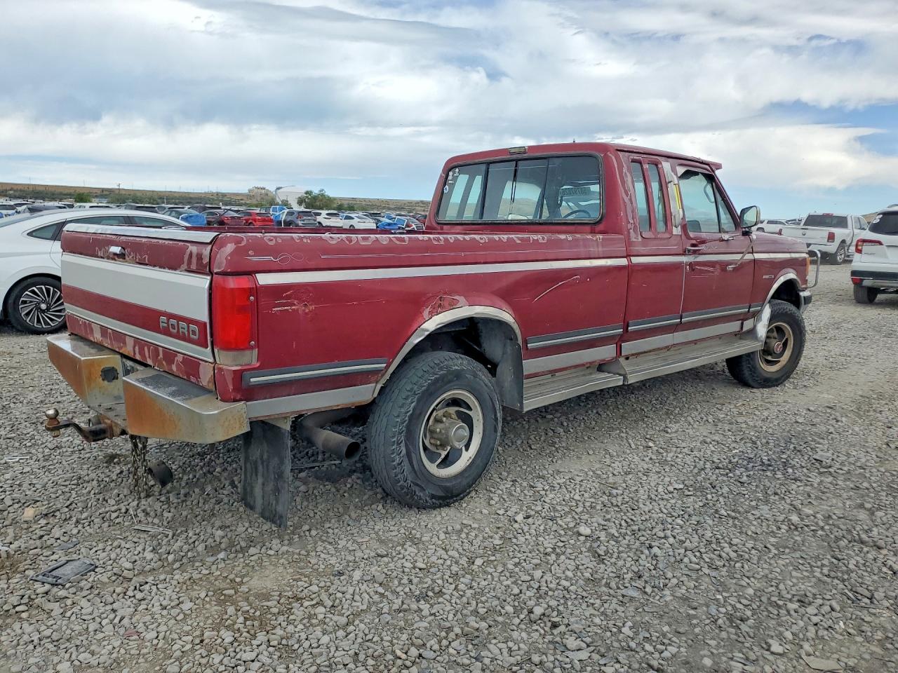 1988 Ford F250 Maroon vin: 1FTHX26G9JKA10854