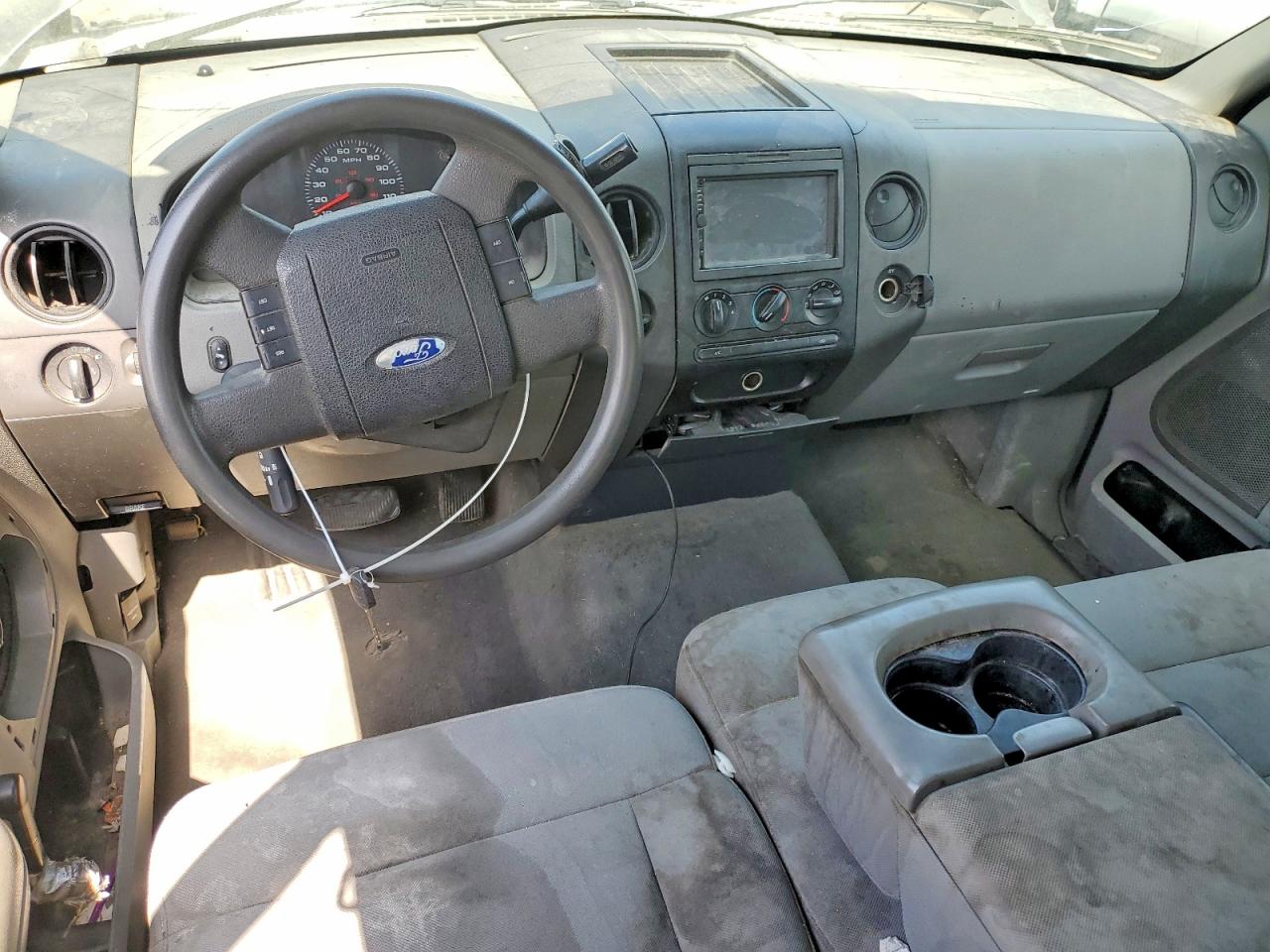 2004 Ford F150 Gray vin: 1FTRX12W74NA79380