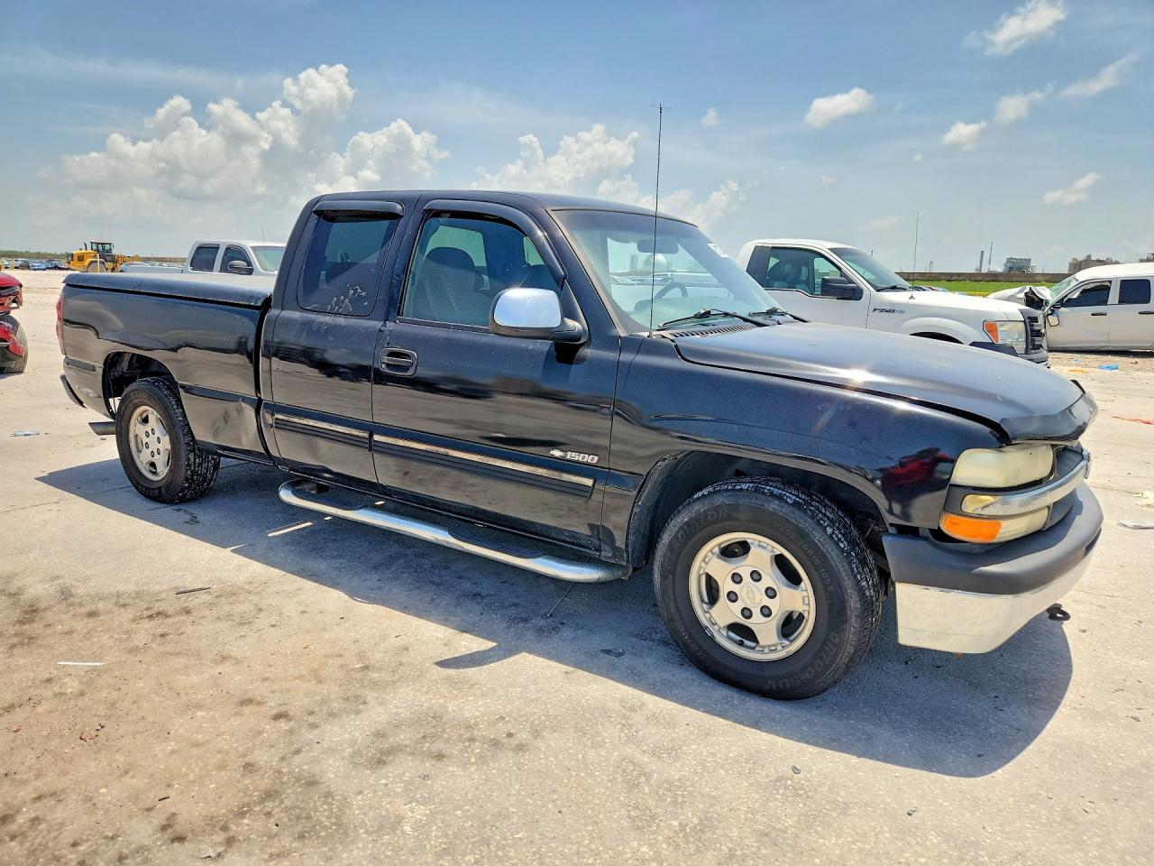 2002 Chevrolet Silverado C1500 Black vin: 2GCEC19T221397721