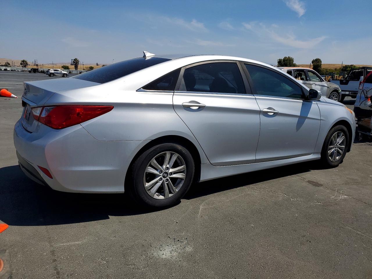 2014 Hyundai Sonata Gls Silver vin: 5NPEB4AC7EH935512