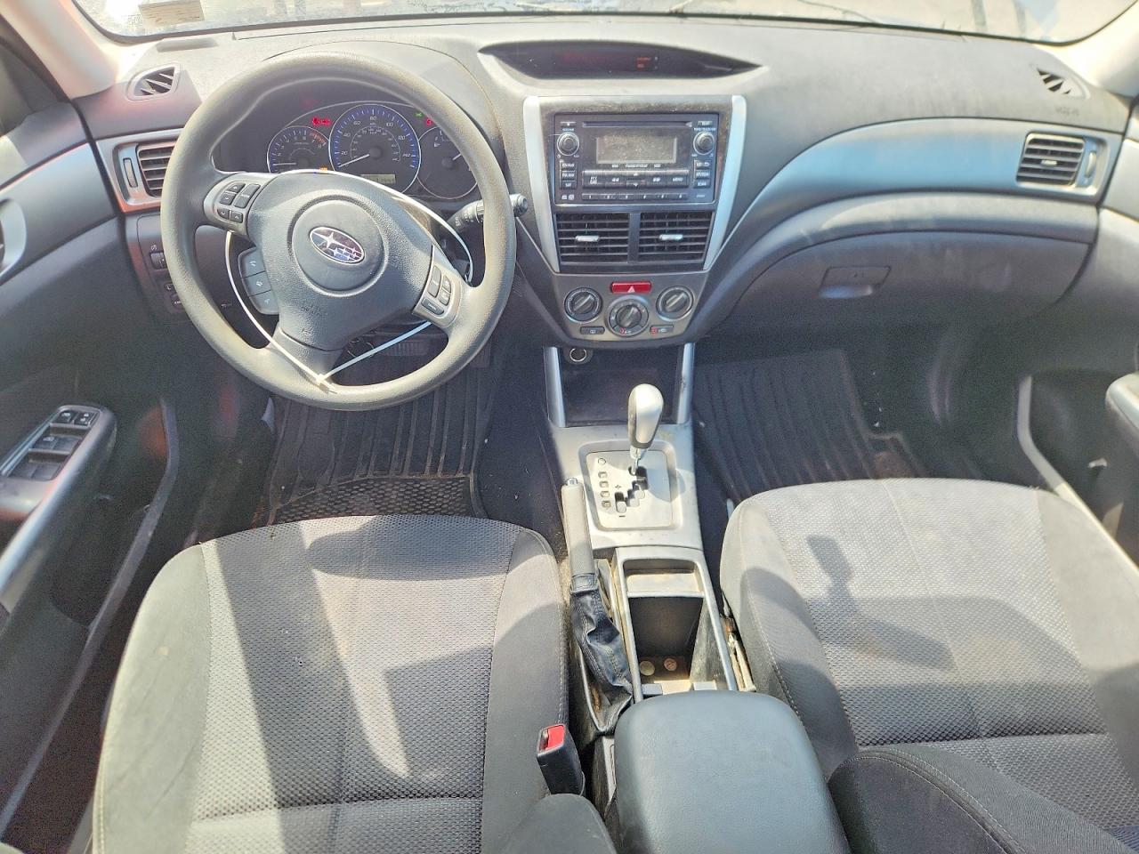 2013 Subaru Forester 2.5x Silver vin: JF2SHABC5DH401339