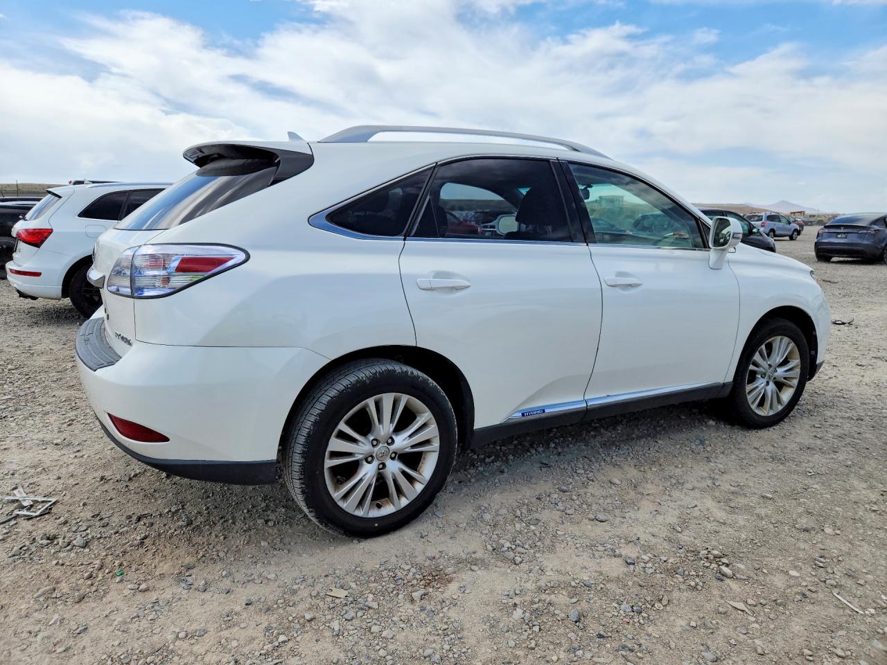 2011 Lexus Rx 450h White vin: JTJBC1BA7B2420399