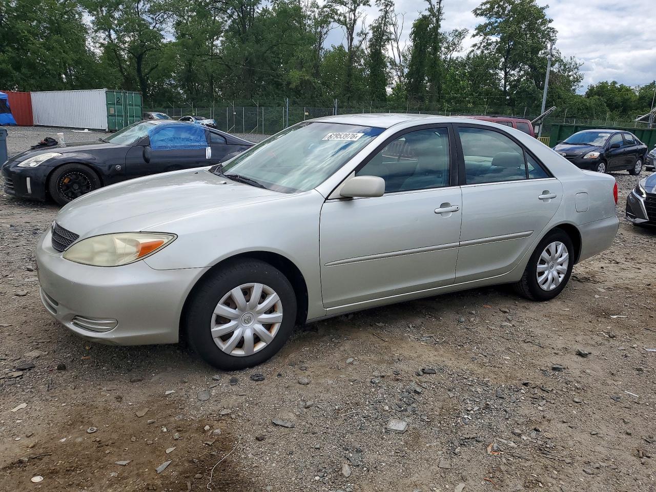 2003 Toyota Camry Le Silver vin: JTDBE32K230169676