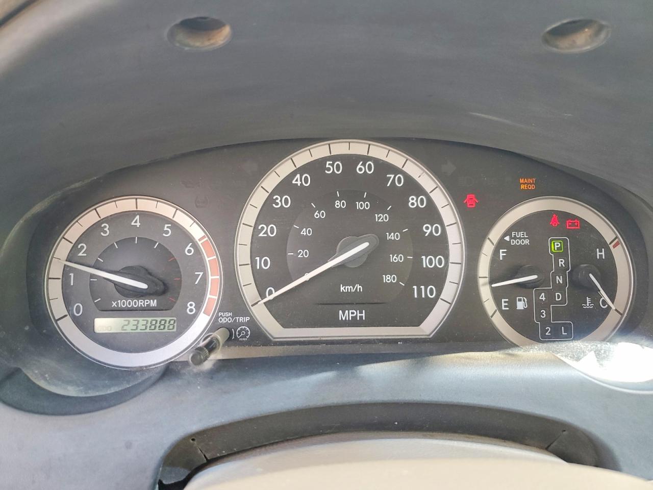 2005 Toyota Sienna Le 8 Passenger White vin: 5TDZA23C65S313113