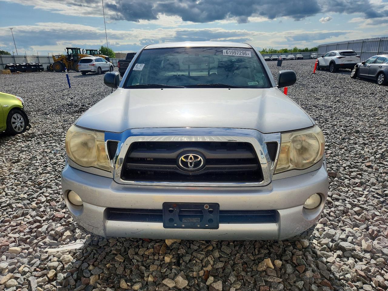 2007 Toyota Tacoma V6 Silver vin: 5TEUU42N27Z344798