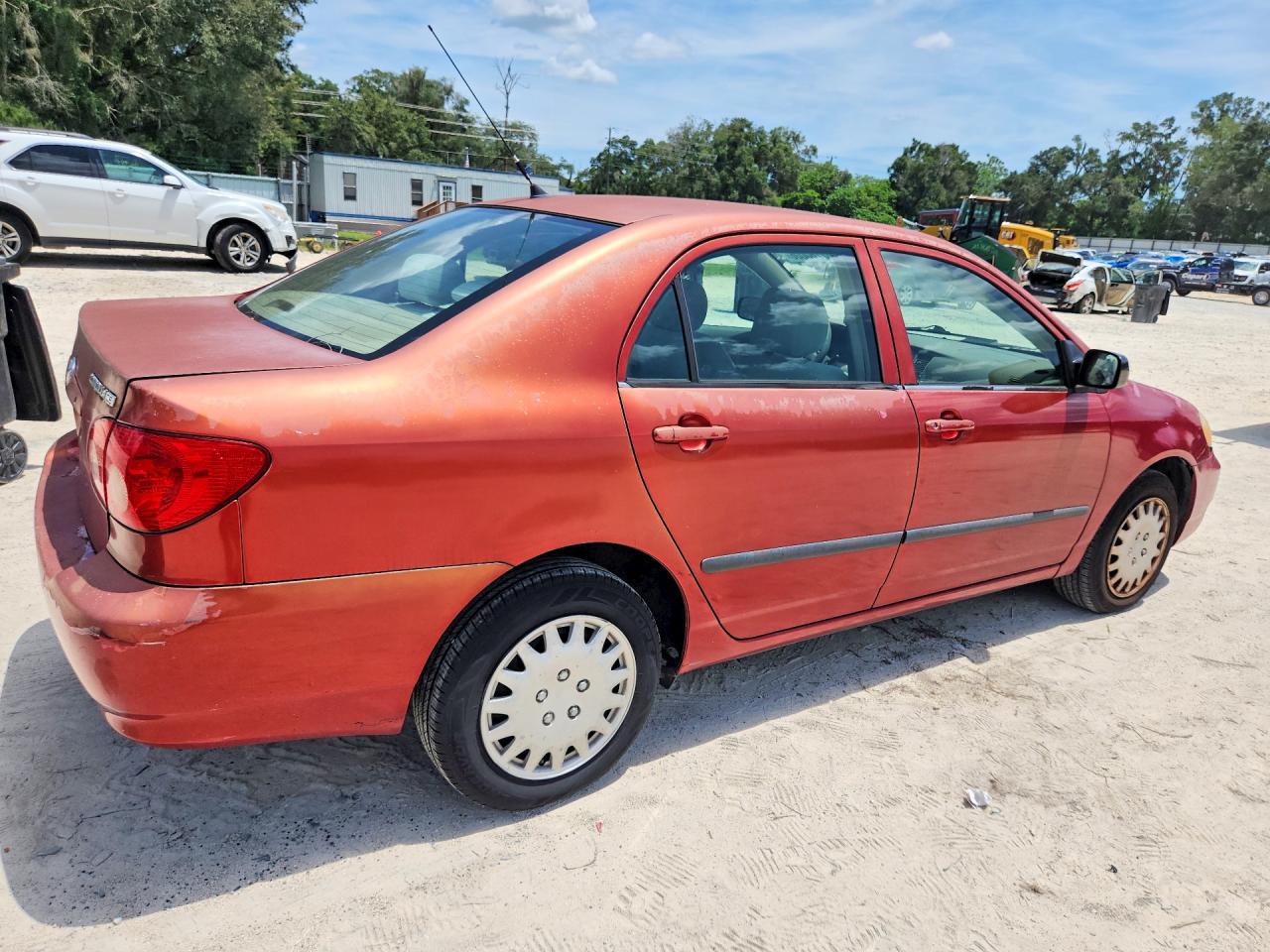 2005 Toyota Corolla Ce Red vin: 2T1BR32E65C455537