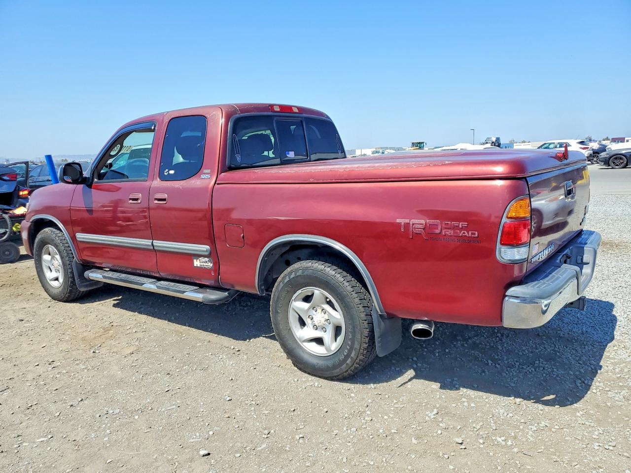 2003 Toyota Tundra Access Cab Sr5 Burgundy vin: 5TBRT34113S419908