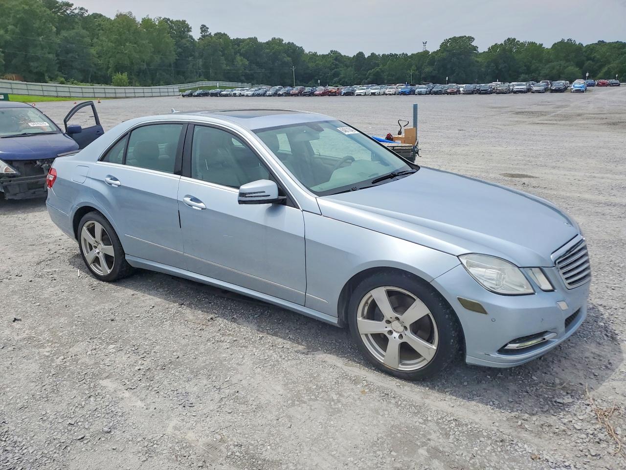 2013 Mercedes-benz E 350 4matic Blue vin: WDDHF8JBXDA692841