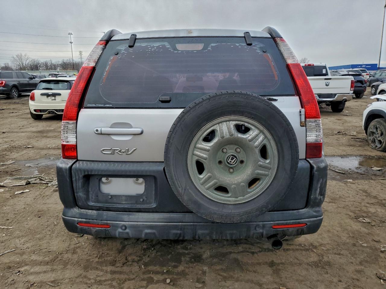 2005 Honda Cr-v Lx Серебряный vin: JHLRD78545C042488