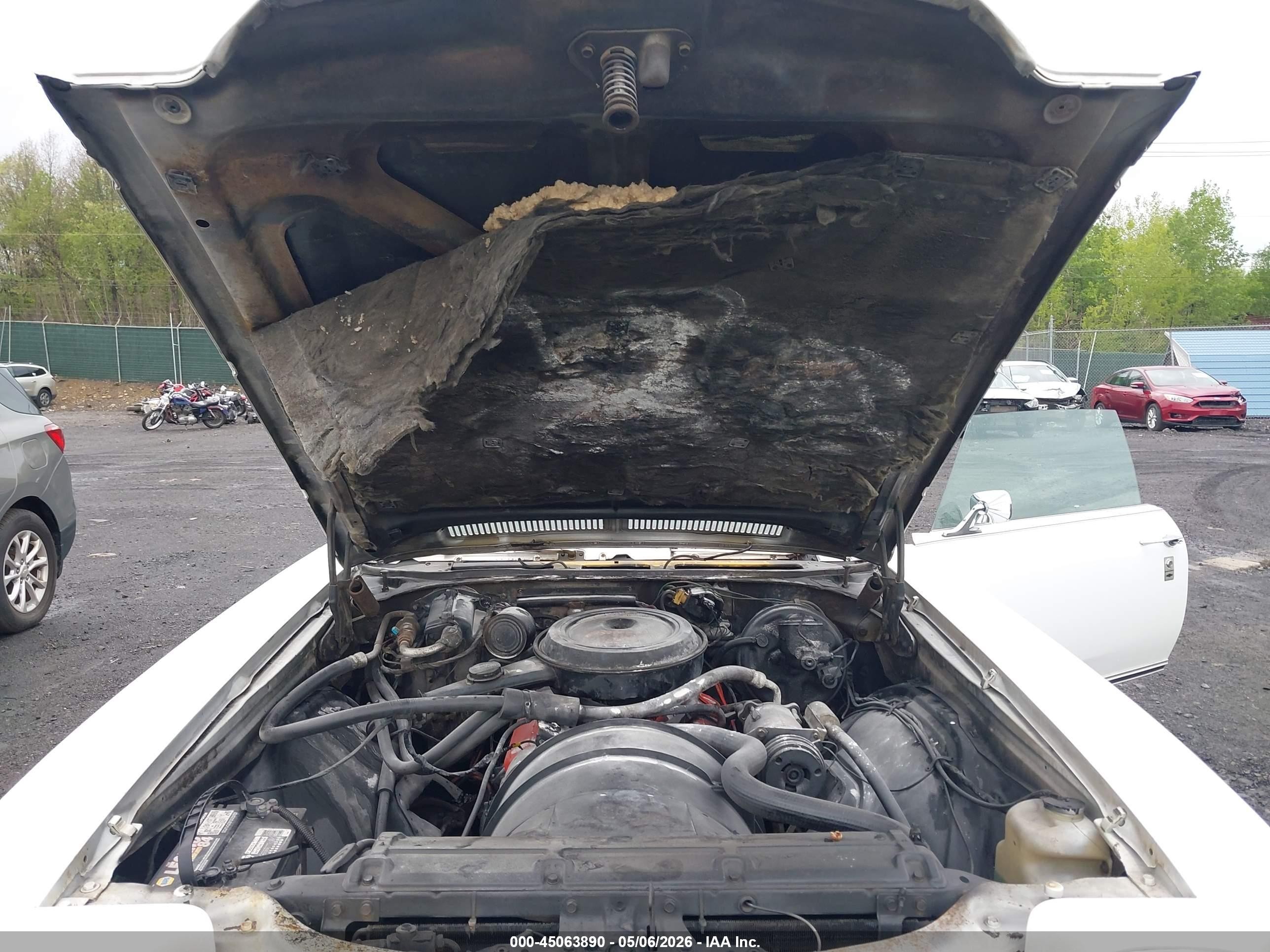 1970 Chevrolet Monte Carlo   Белый vin: 138570B101433    