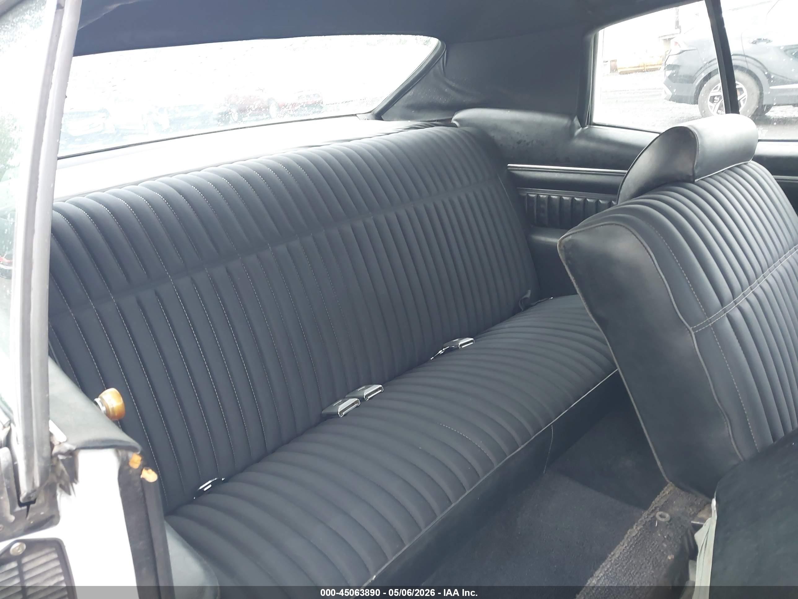 1970 Chevrolet Monte Carlo   Белый vin: 138570B101433    