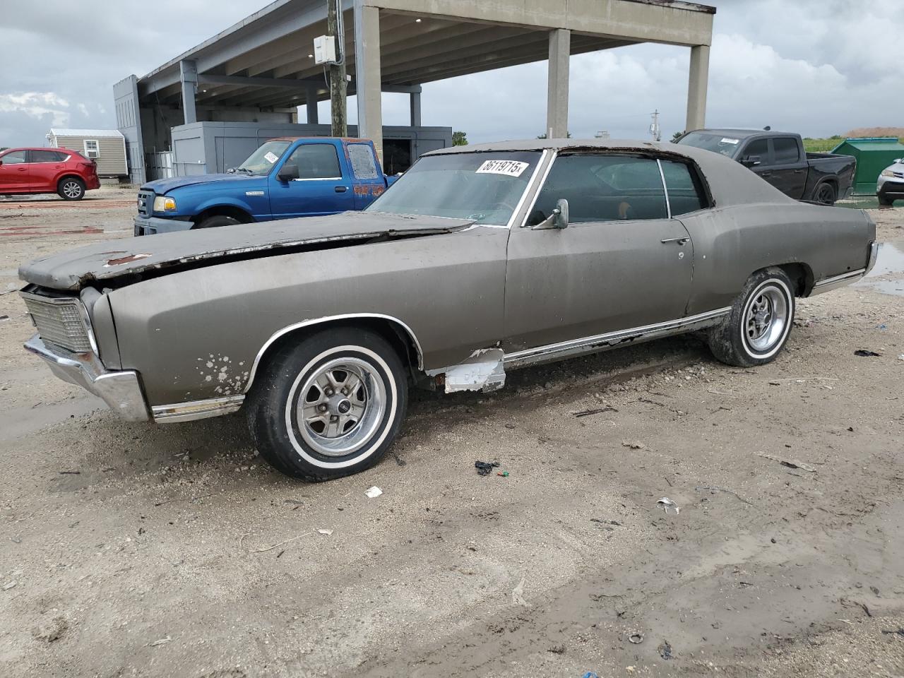 1970 Chevrolet Montecarlo Серый vin: 138570B105901