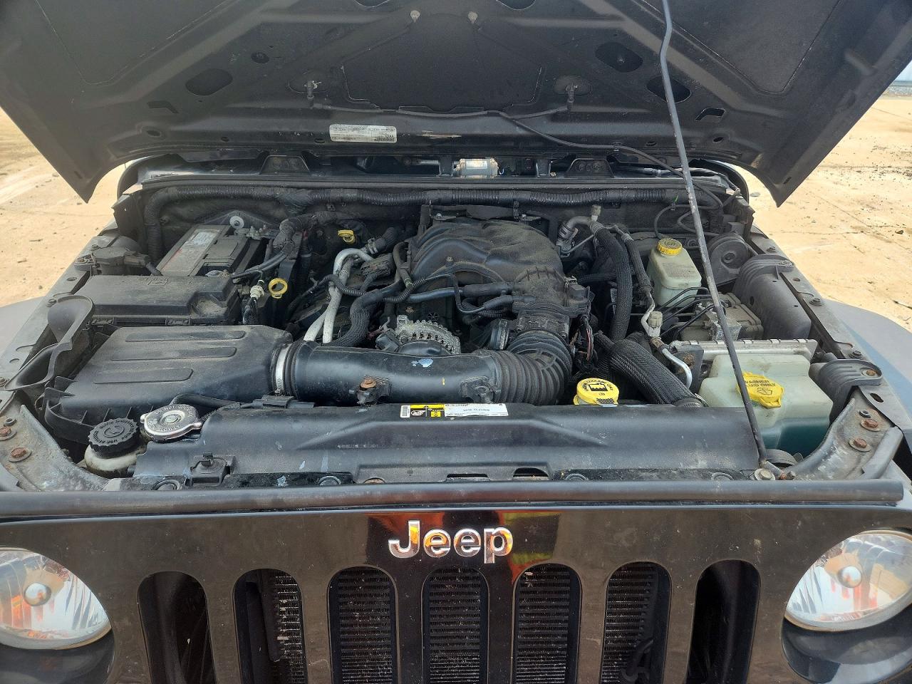 2015 Jeep Wrangler Unlimited Sport Black vin: 1C4BJWDG6FL637529