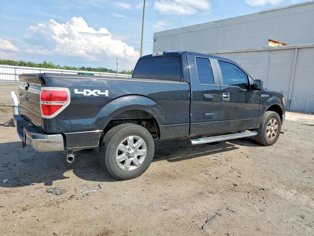 2014 Ford F150 Super Cab Black vin: 1FTEX1EM5EFA54871