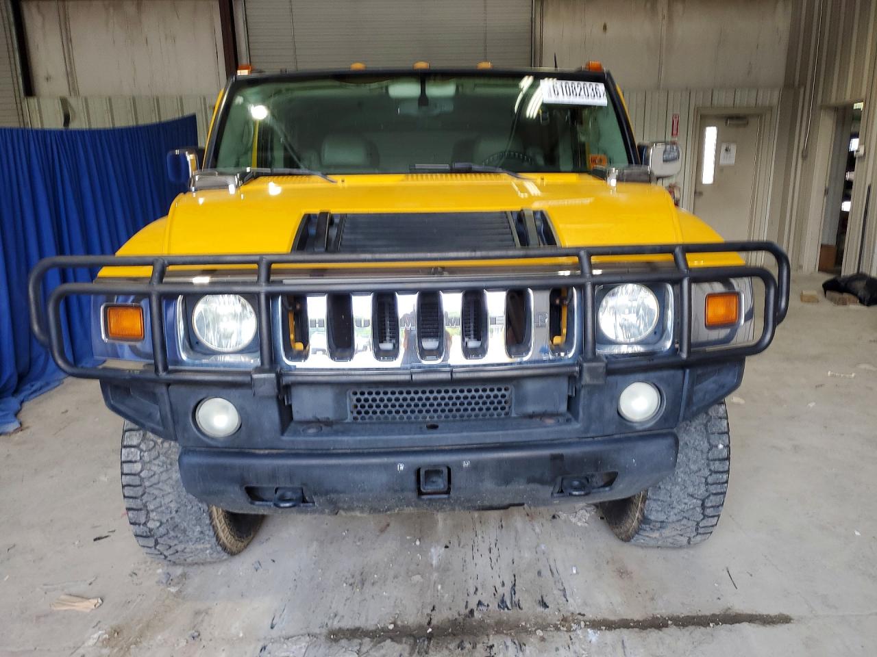 2003 Hummer H2 Yellow vin: 5GRGN23U83H141588
