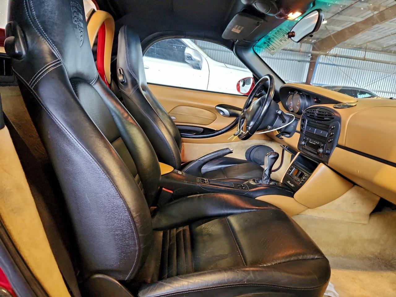 2001 Porsche Boxster Red vin: WP0CA29881U626226