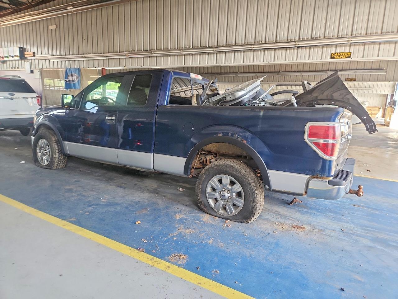 2011 Ford F150 Super Cab Blue vin: 1FTFX1EF7BFB35081