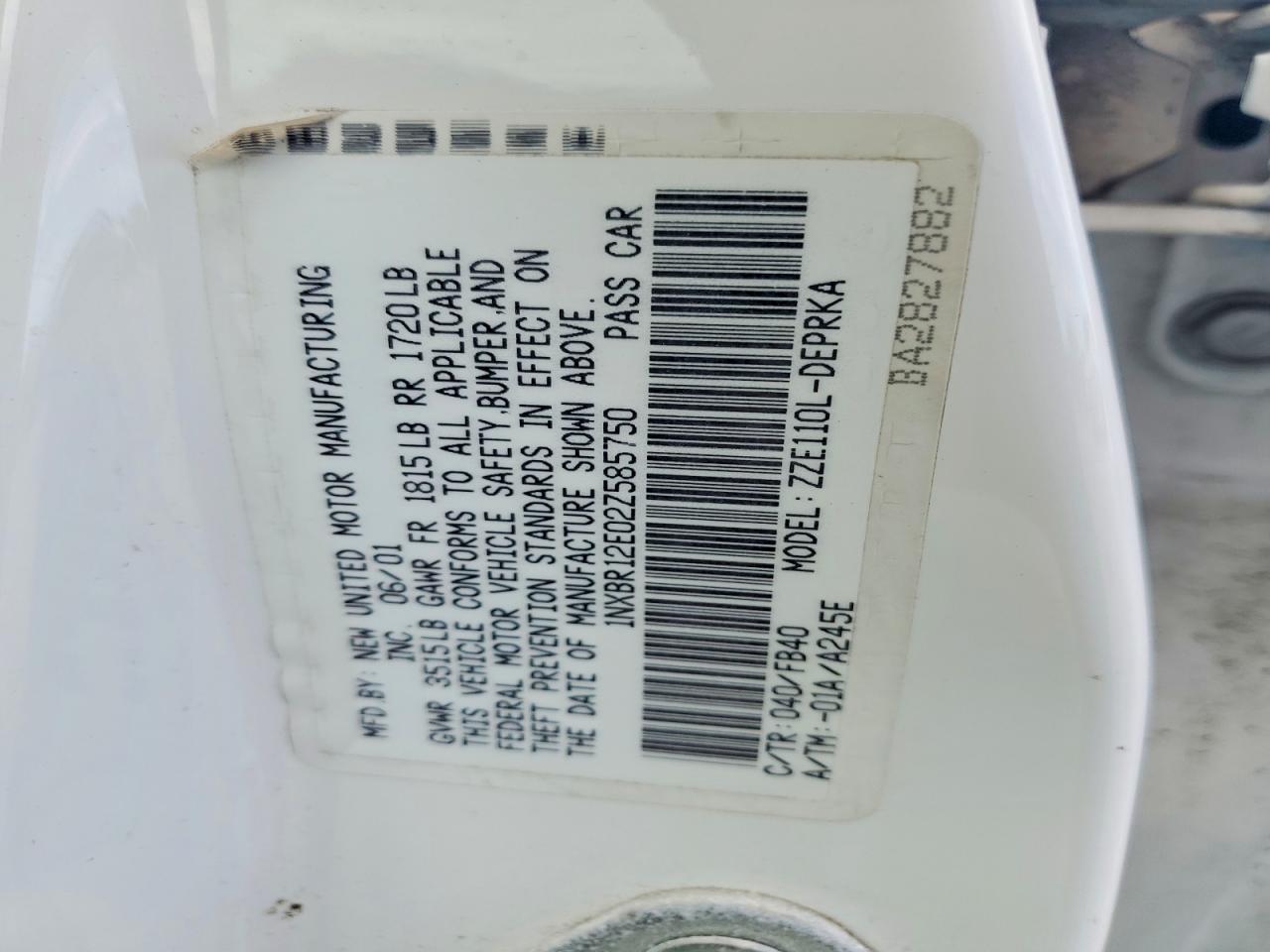 2002 Toyota Corolla Ce White vin: 1NXBR12E02Z585750