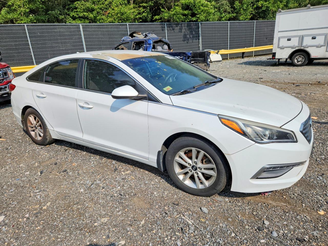 2015 Hyundai Sonata Se White vin: 5NPE24AF7FH205062