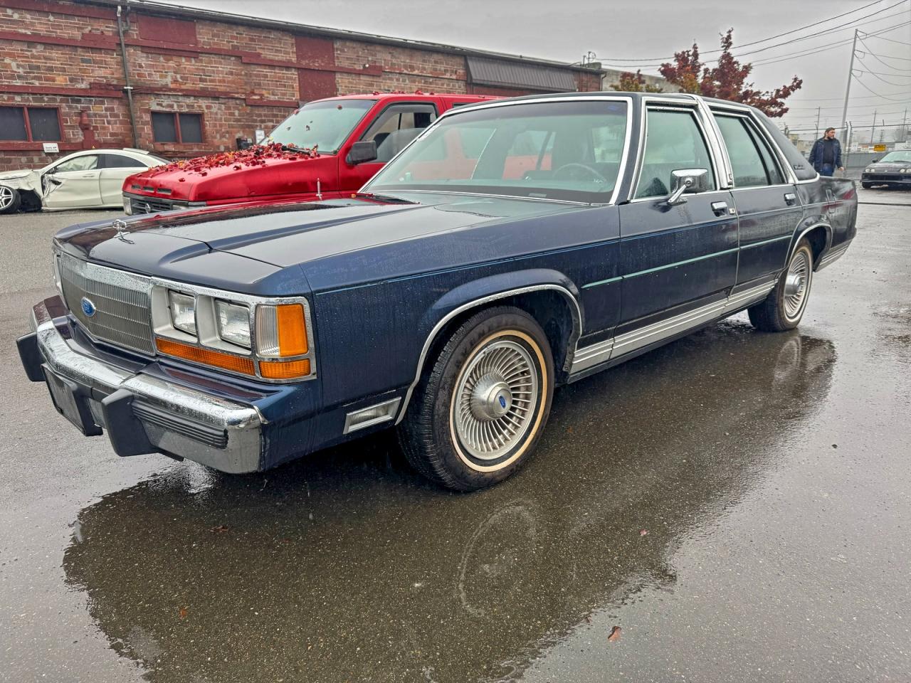 1991 Ford Crown Victoria Lx Blue vin: 2FACP74F3MX114331