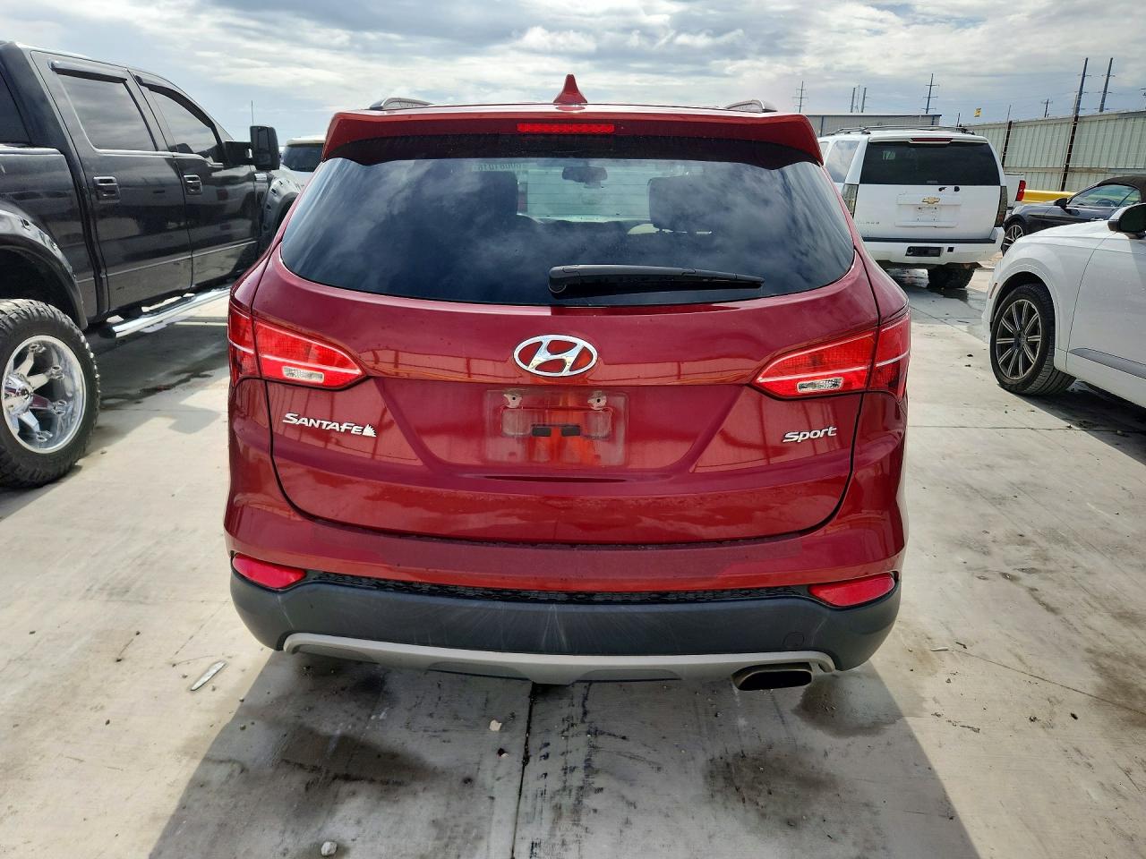 2013 Hyundai Santa Fe Sport 2.4l Red vin: 5XYZU3LB6DG037418