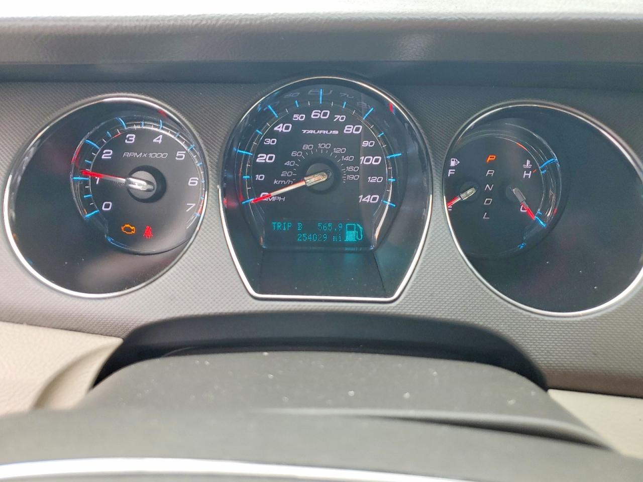 2011 Ford Taurus Se Silver vin: 1FAHP2DW5BG134916