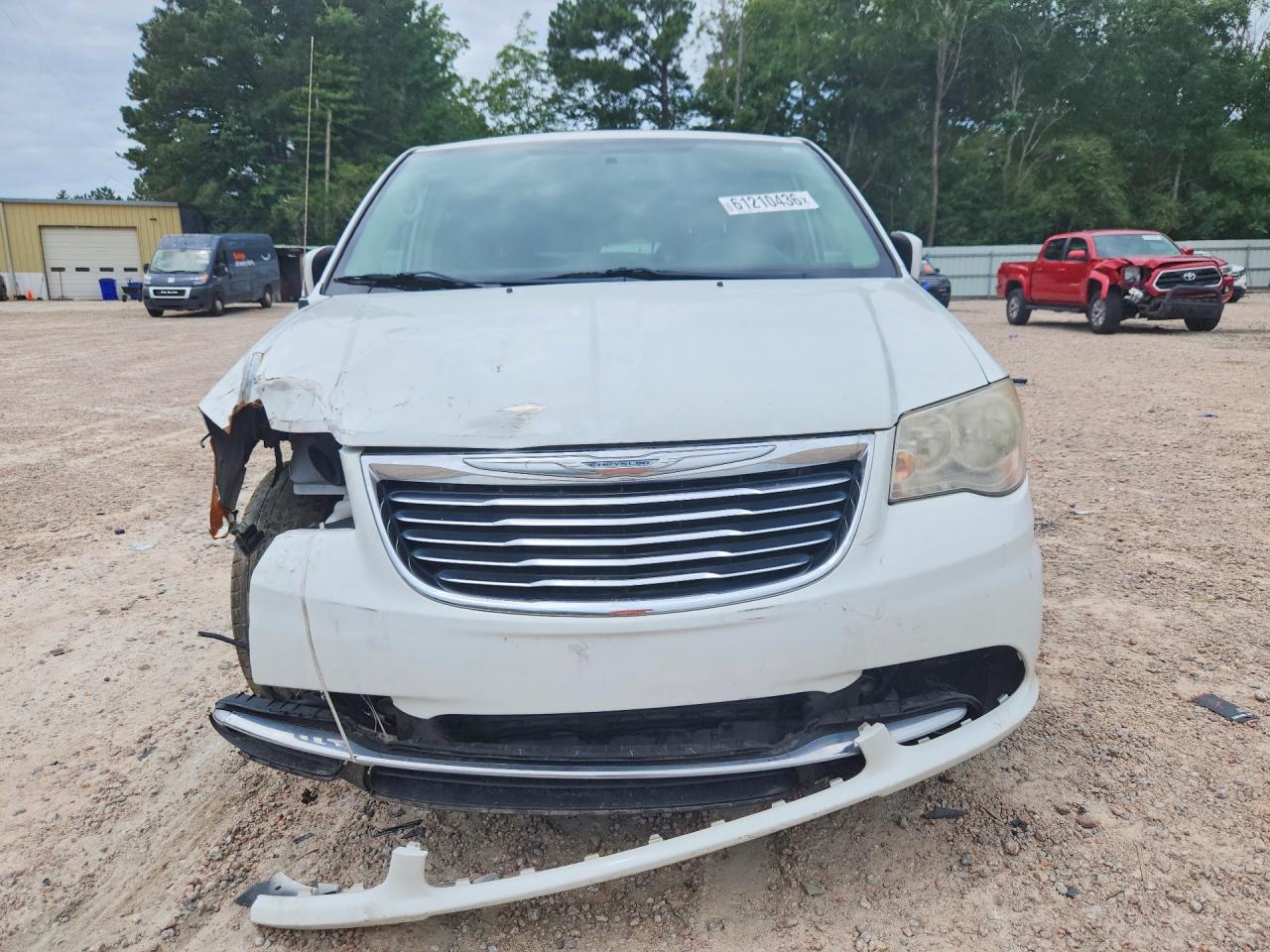 2015 Chrysler Town & Country Touring White vin: 2C4RC1BG8FR537695