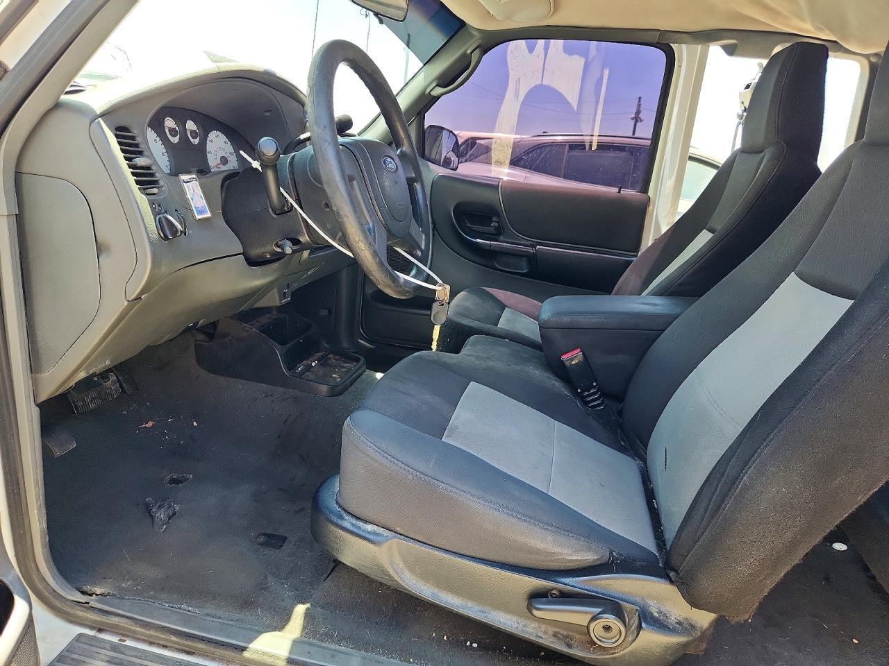 2005 Ford Ranger Super Cab White vin: 1FTYR44U65PA99726