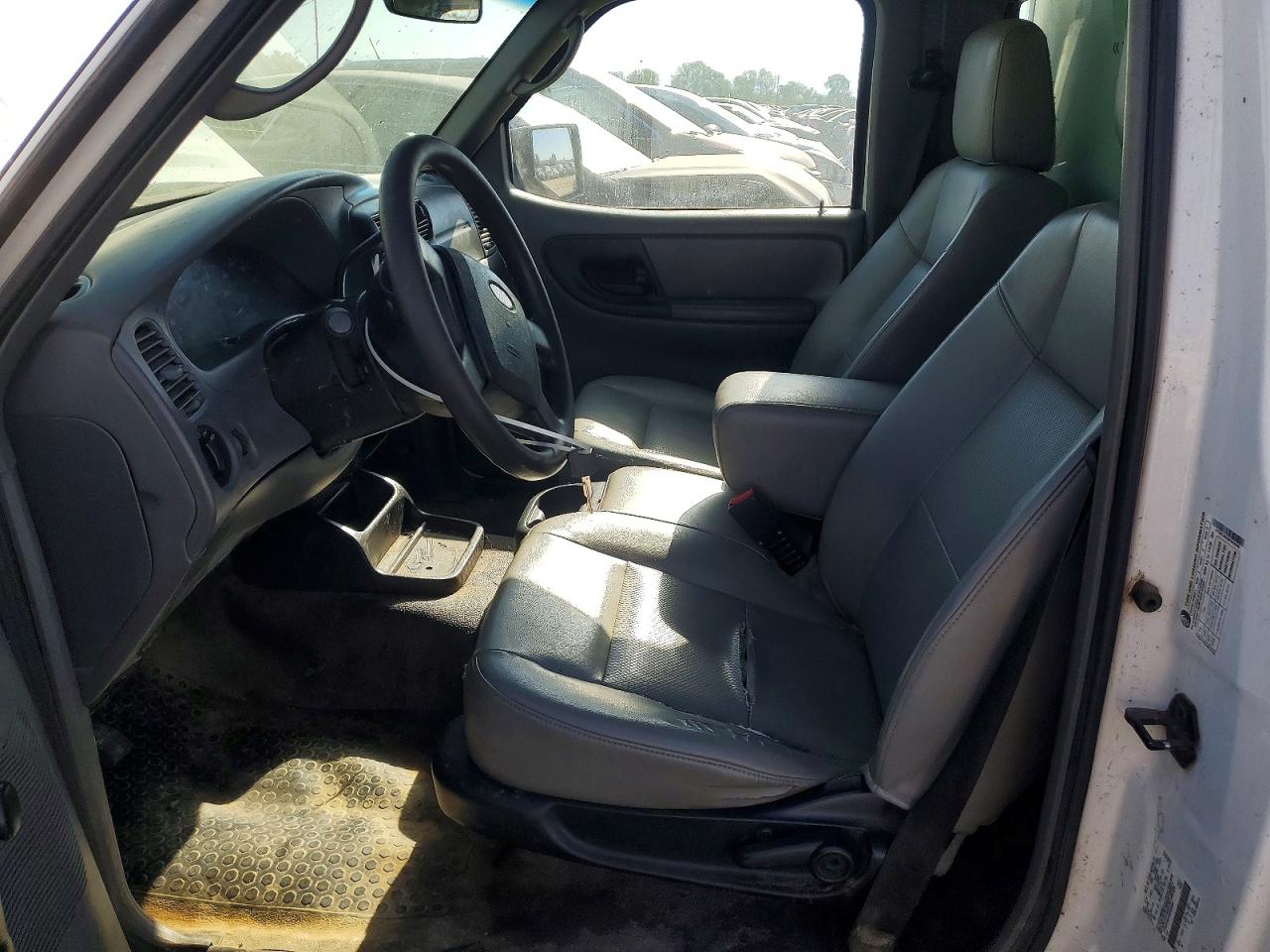 2011 Ford Ranger White vin: 1FTKR1AD3BPA02969