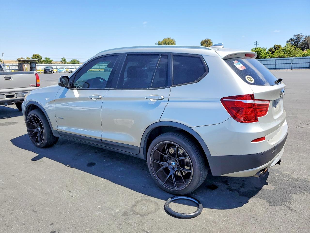 2011 Bmw X3 Xdrive28i Silver vin: 5UXWX5C51BL700622