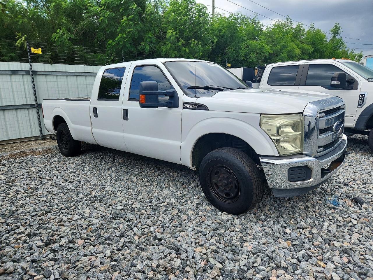 2012 Ford F350 Super Duty White vin: 1FT8W3AT0CEB54713