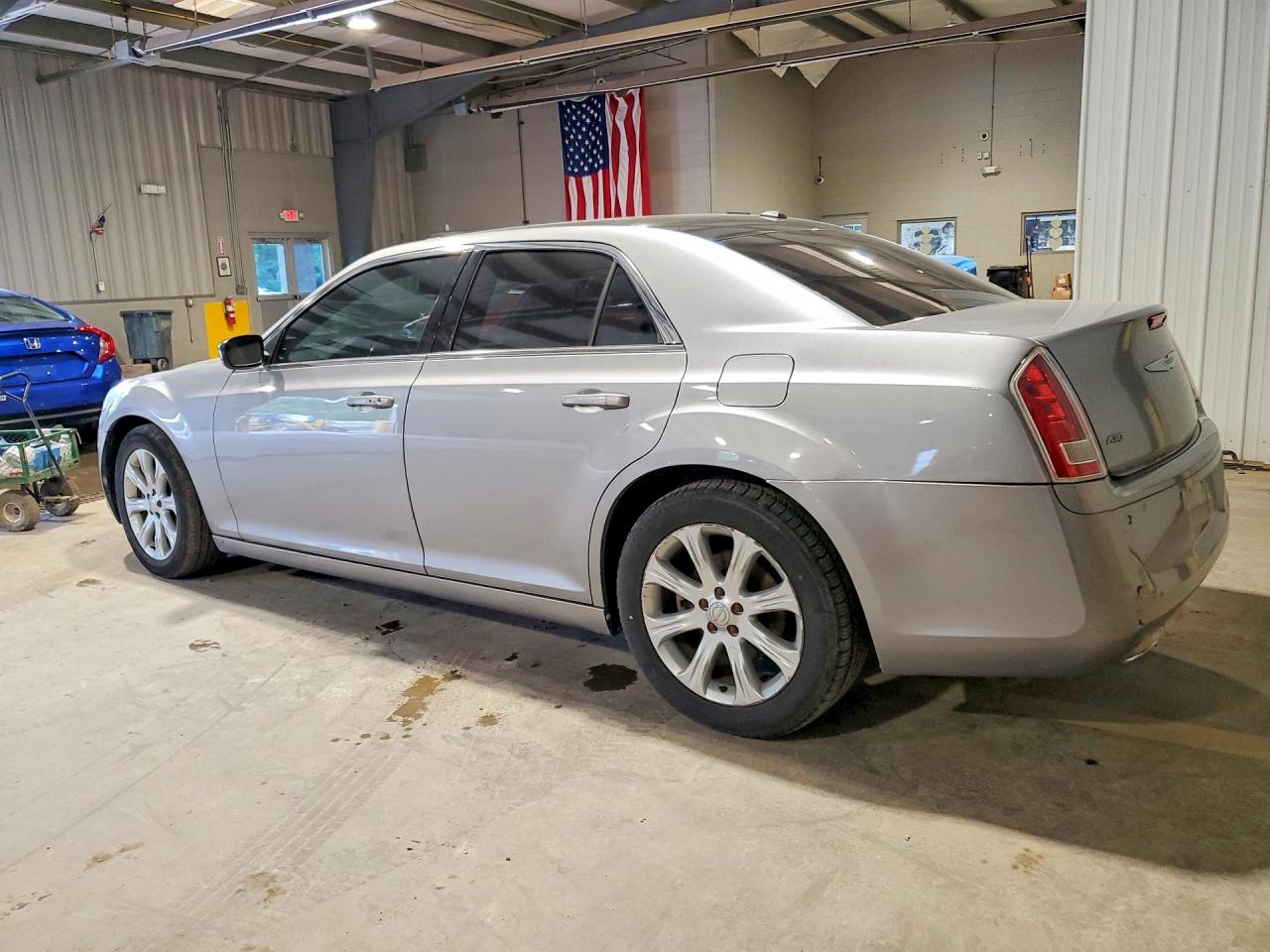 2013 Chrysler 300 S Silver vin: 2C3CCAGT5DH590308