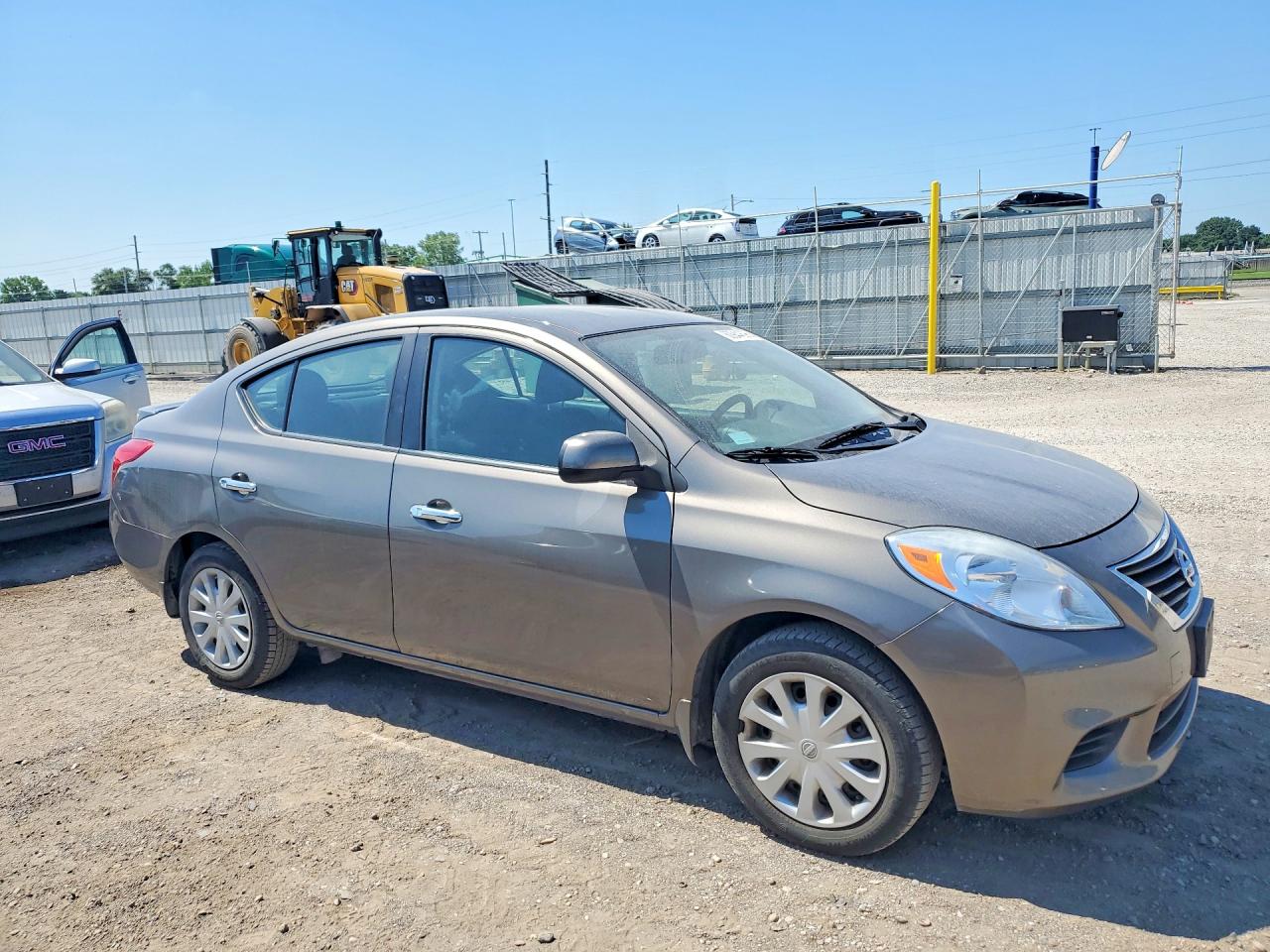 2013 Nissan Versa 1.6 S Gray vin: 3N1CN7AP8DL890102