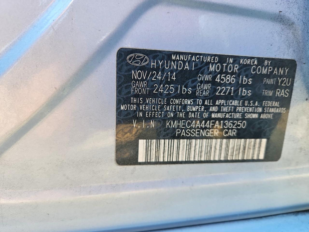 2015 Hyundai Sonata Hybrid Limited Blue vin: KMHEC4A44FA136250