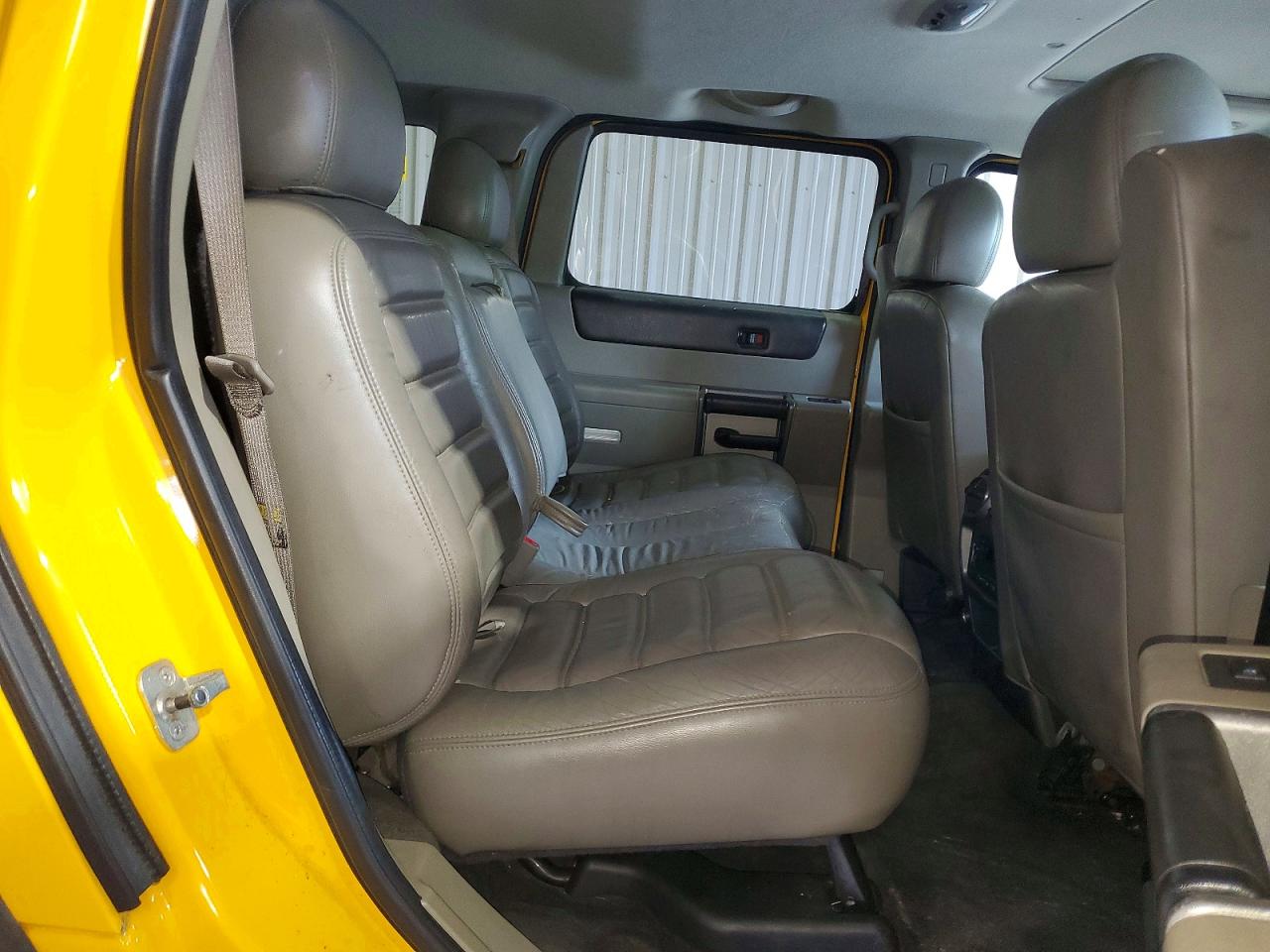 2003 Hummer H2 Yellow vin: 5GRGN23U83H141588