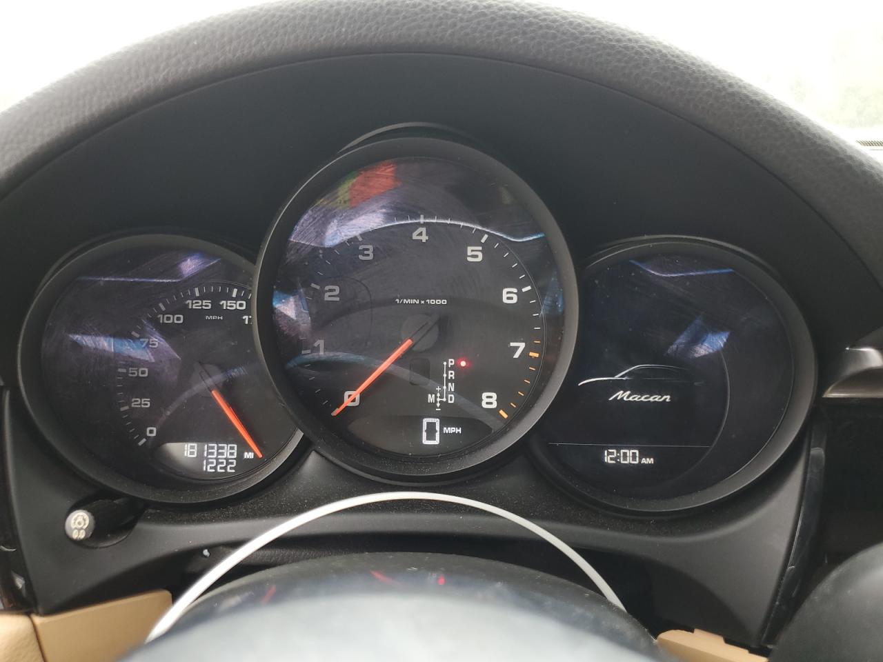 2018 Porsche Macan Белый vin: WP1AA2A55JLB03663