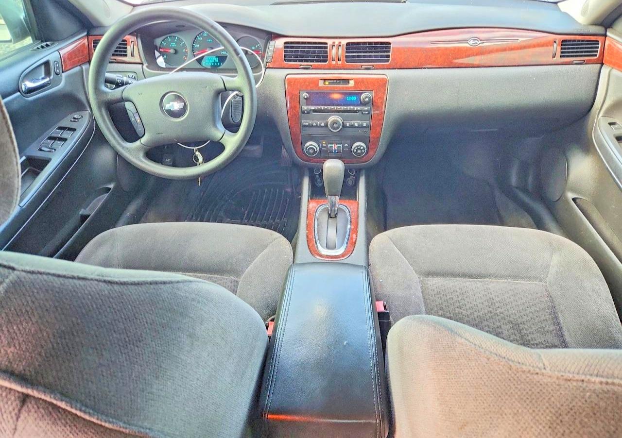 2010 Chevrolet Impala Ls Silver vin: 2G1WA5EK0A1124119