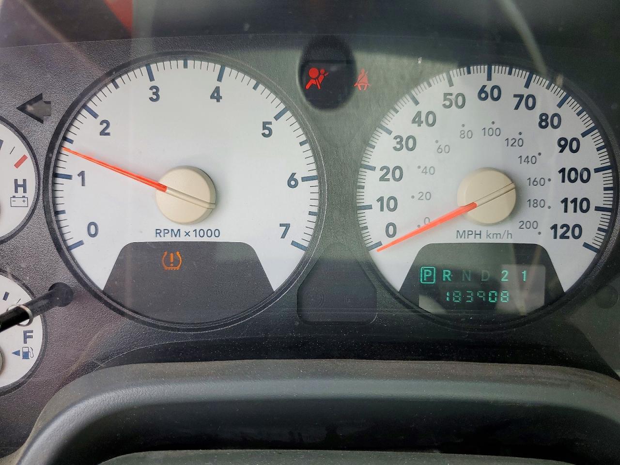 2008 Dodge Ram 1500 St Желтый vin: 1D7HU18218S528025
