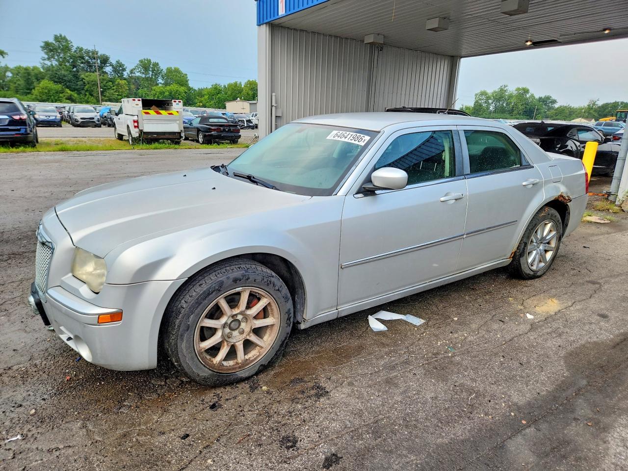 2008 Chrysler 300 Limited Серебряный vin: 2C3KA33G08H152470