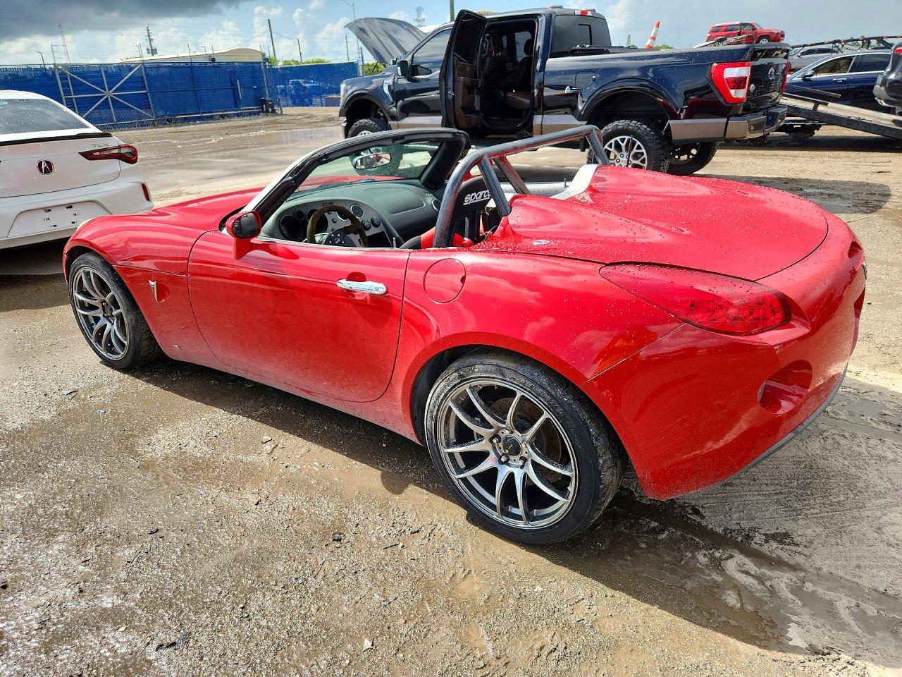 2006 Pontiac Solstice Red vin: 1G2MB35B26Y113714