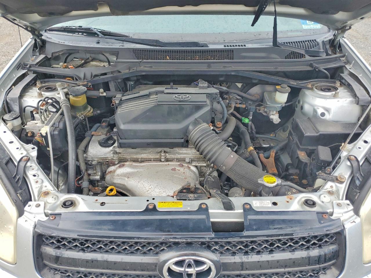 2005 Toyota Rav4 Base Silver vin: JTEHD20V156028954