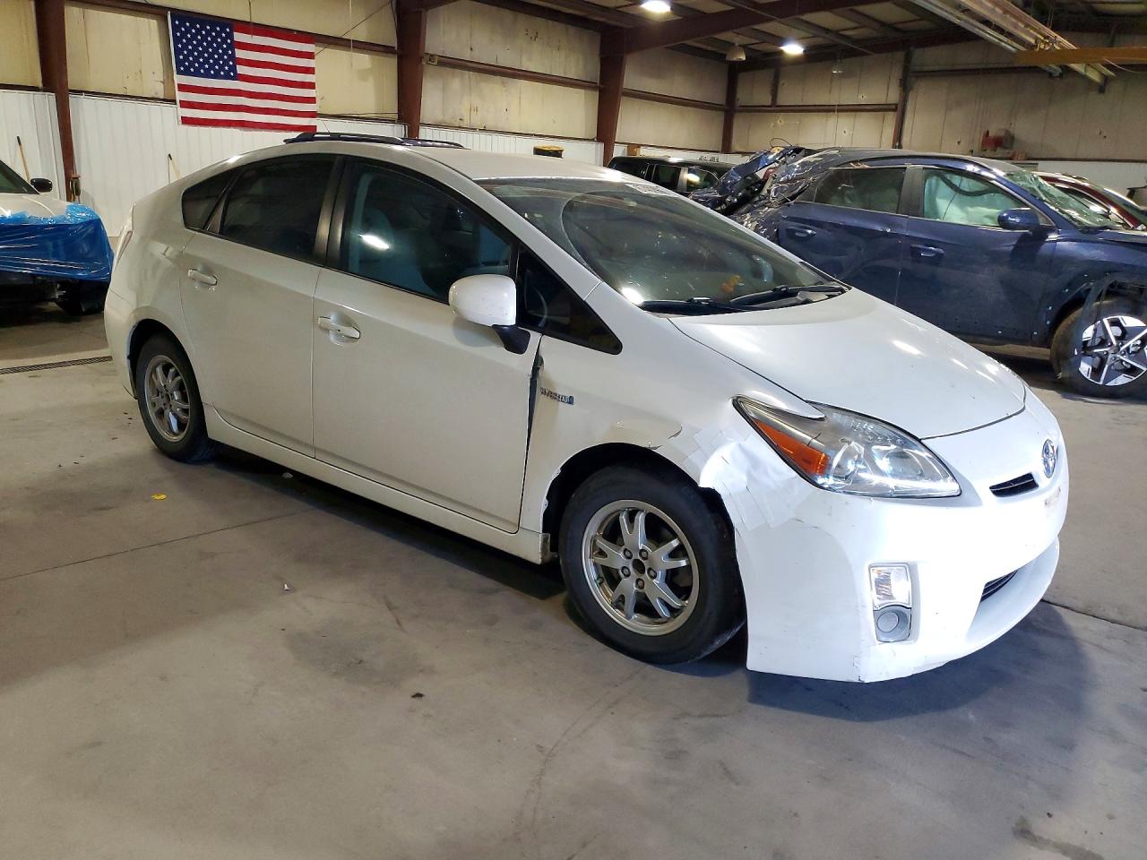 2010 Toyota Prius Iii Белый vin: JTDKN3DUXA0052651