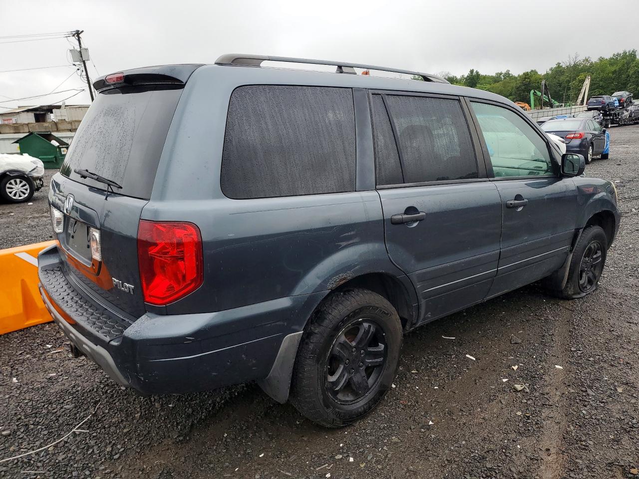 2005 Honda Pilot Ex Gray vin: 5FNYF18465B012791