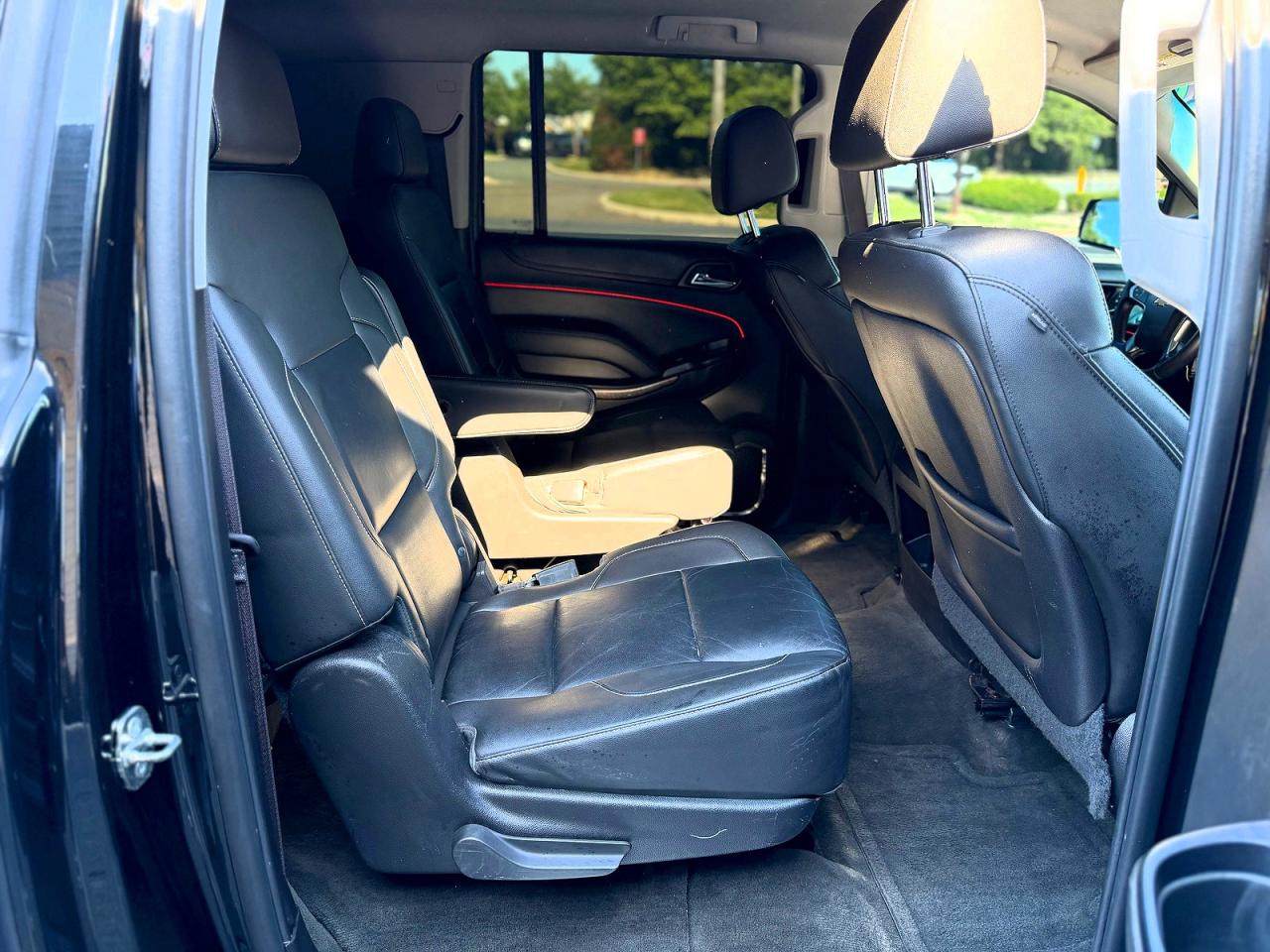 2015 Chevrolet Suburban K1500 Lt Черный vin: 1GNSKJKCXFR193284