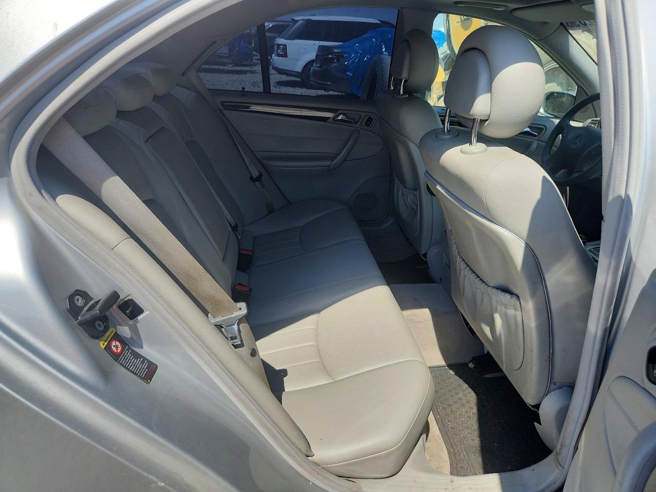 2005 Mercedes-benz C 240 Silver vin: WDBRF61J75F580768